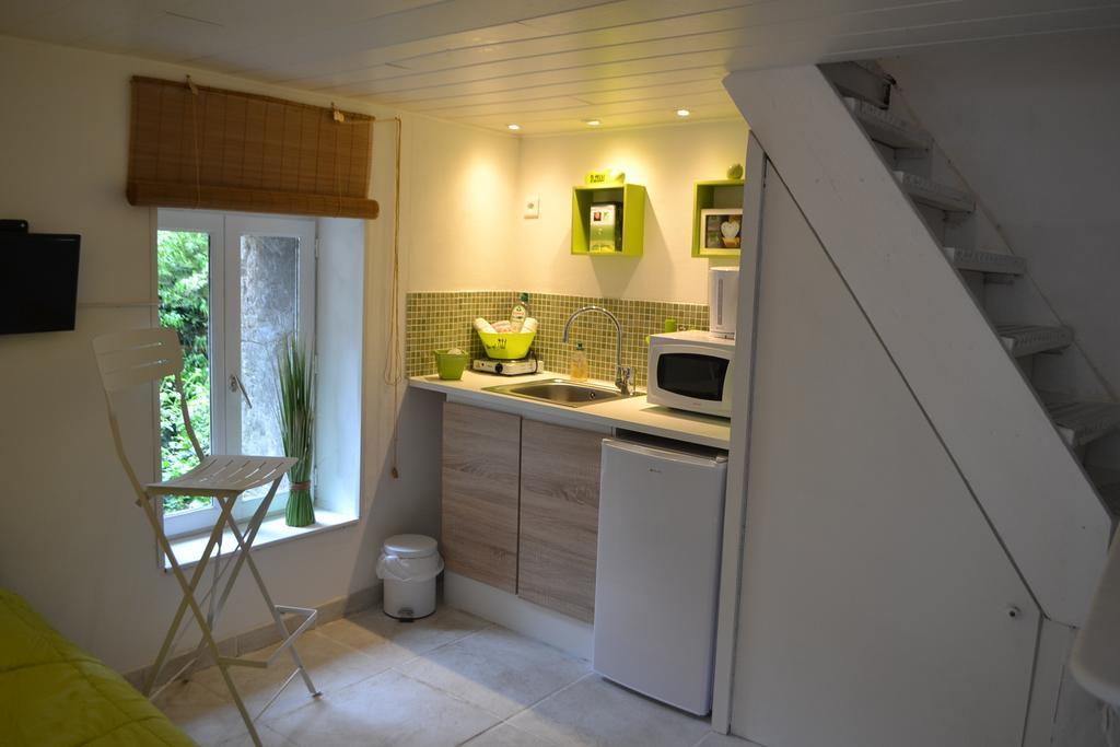 Maison Sous Le Pont Panzió Meyras Kültér fotó