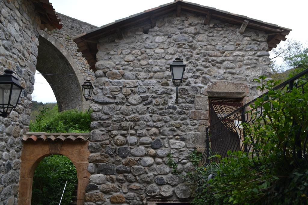 Maison Sous Le Pont Panzió Meyras Kültér fotó